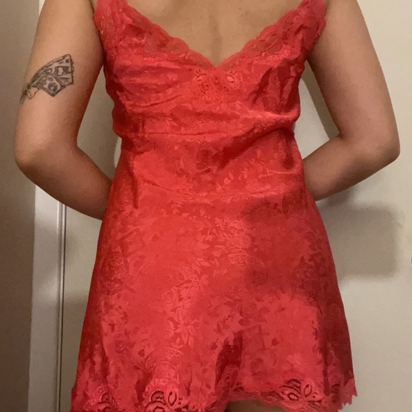 Victoria’s Secret slip - Picture 3 of 3